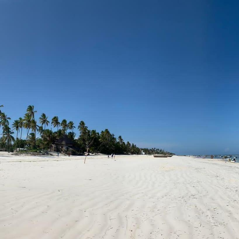 Mohammed Bungalows And Restaurant มาเทมวu ภายนอก รูปภาพ