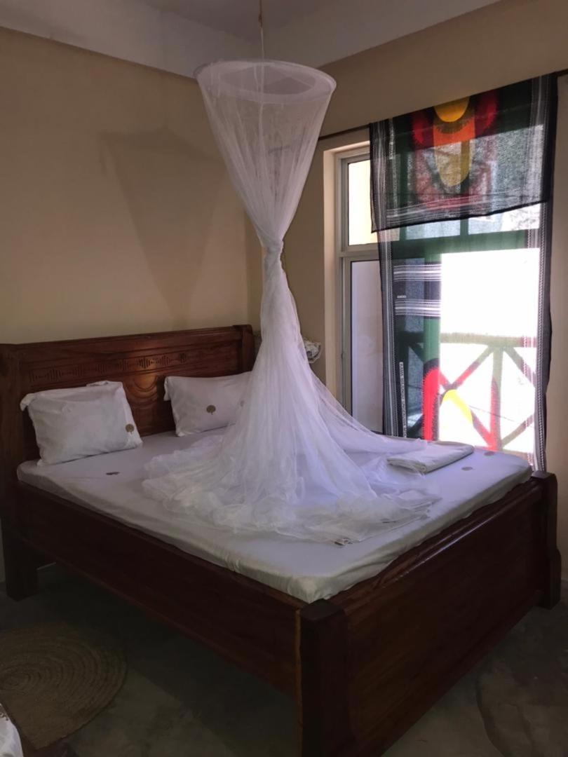 Mohammed Bungalows And Restaurant มาเทมวu ภายนอก รูปภาพ